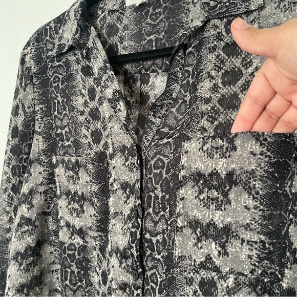 Pleione womans sheer long sleeve top M black snake print sophisticated chic - Picture 4 of 10
